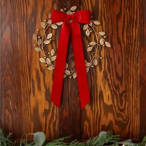 CANVAS N DECOR Metal Wreath